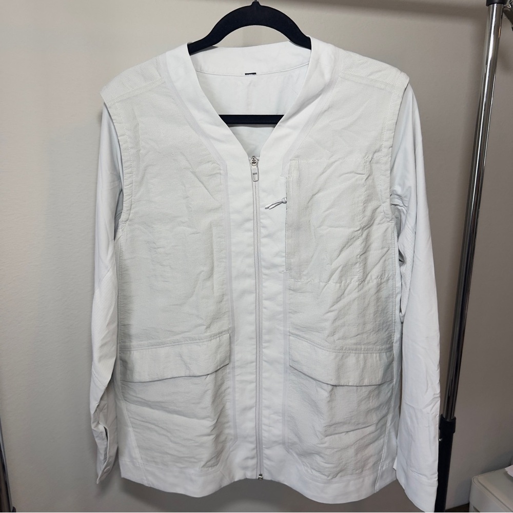Men’s | Lululemon | Off White Utility Jacket | Size M | can be a Vest or Jacket